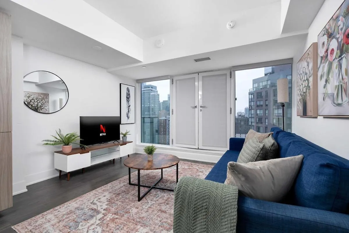 Pleasant 1Br Sofa Bed Close To Uoft 토론토 아파트
